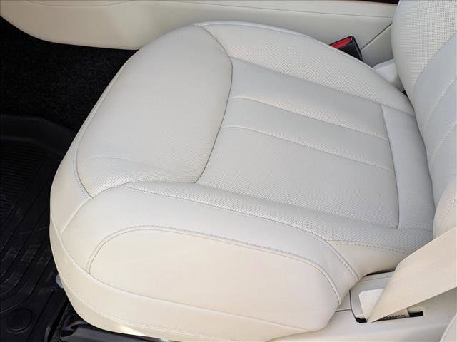 New 2026 Land Rover Range Rover SE image 4