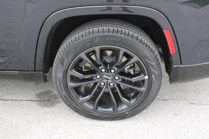 New 2024 Jeep Grand Wagoneer L Series II w/ Quick Order Packagew 28T image 9