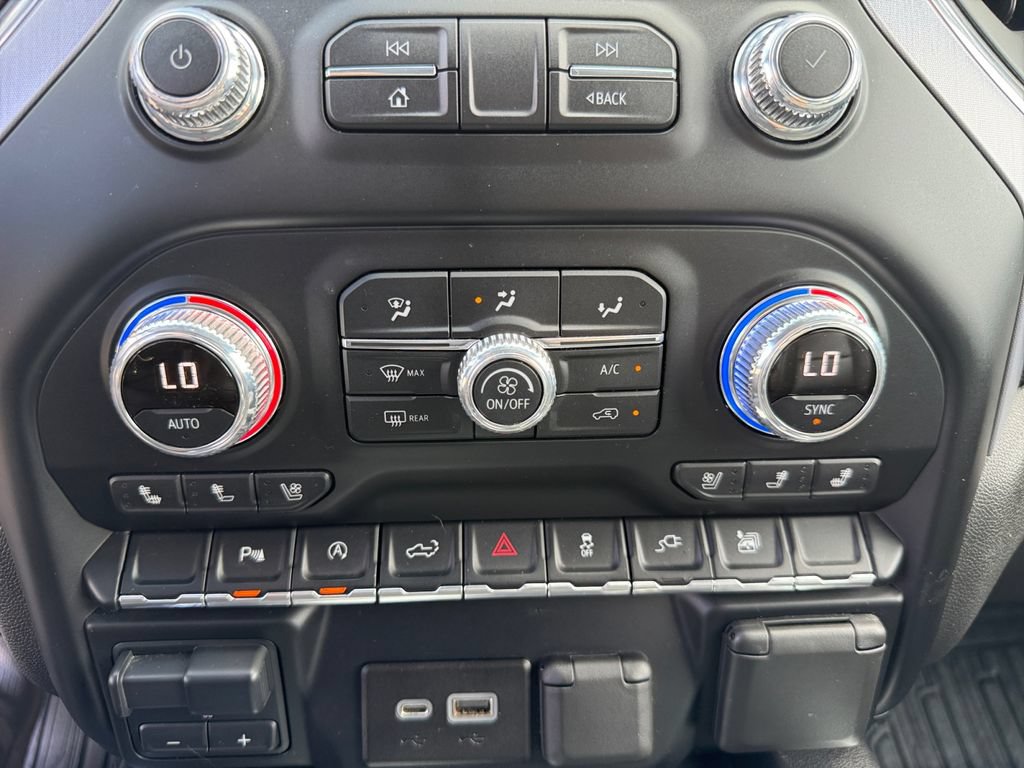 Used 2020 GMC Sierra 1500 SLT w/ SLT Premium Package AWD/4WD image 31