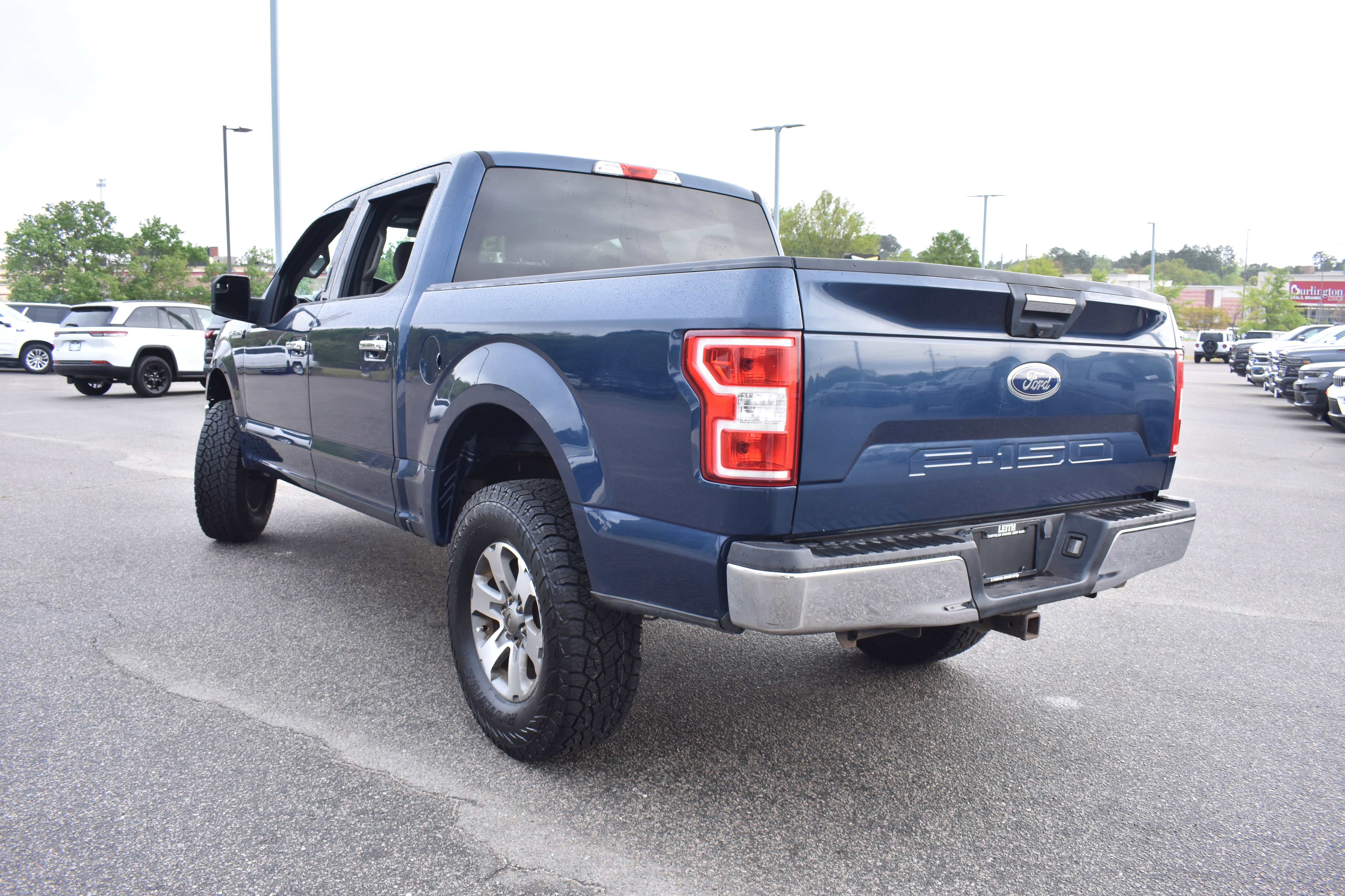 Used 2018 Ford F150 XLT w/ Equipment Group 301A Mid image 9