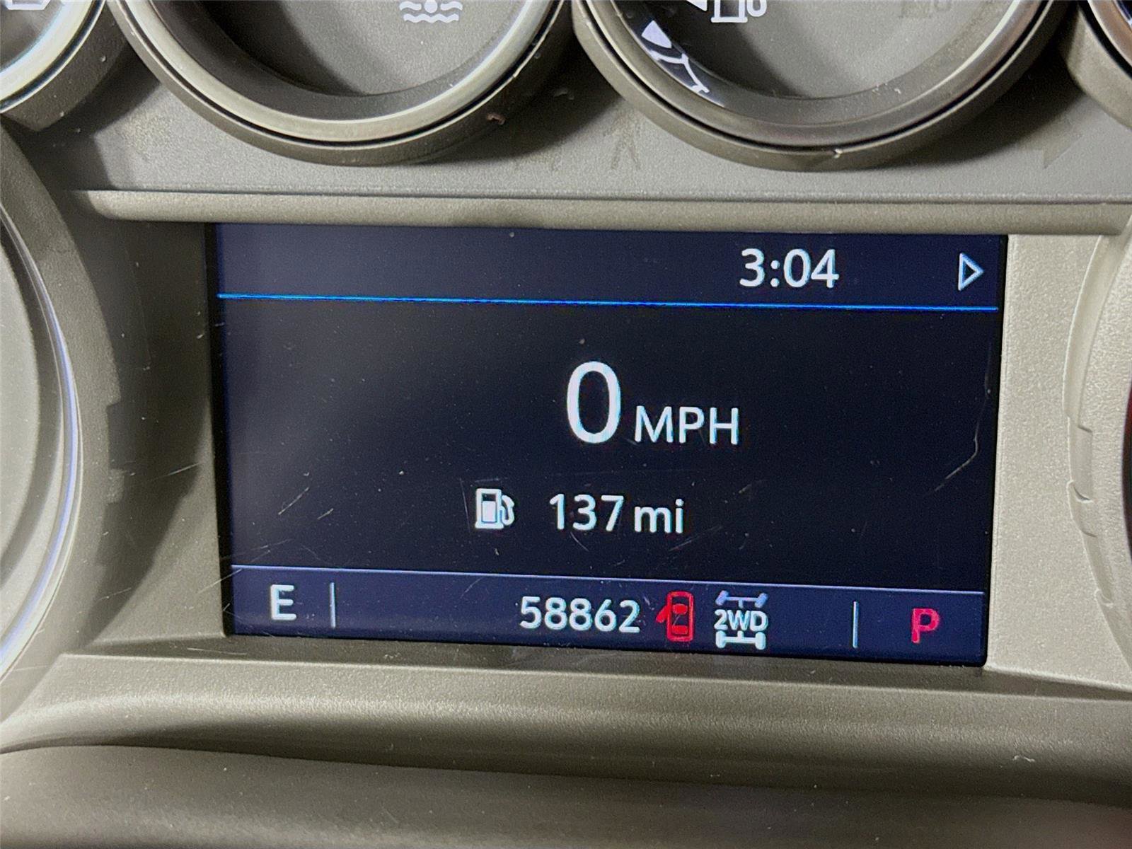 Used 2022 Chevrolet Silverado 1500 LT image 2