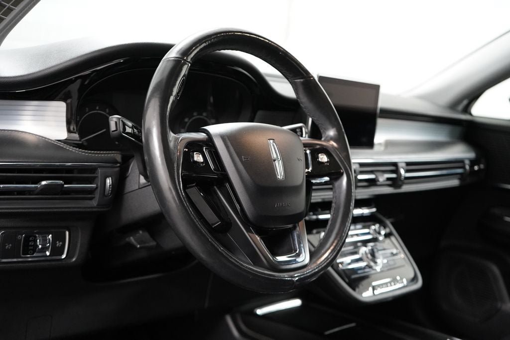 Used 2020 Lincoln Corsair AWD image 14