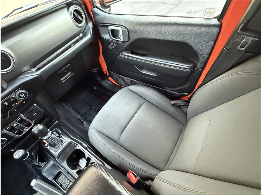 Used 2020 Jeep Wrangler Unlimited Sahara w/ Uconnect 4C Nav & Sound Group image 10