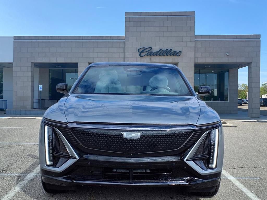 New 2026 Cadillac Lyriq Sport w/ LPO, Floor Liner Package AWD/4WD video 2