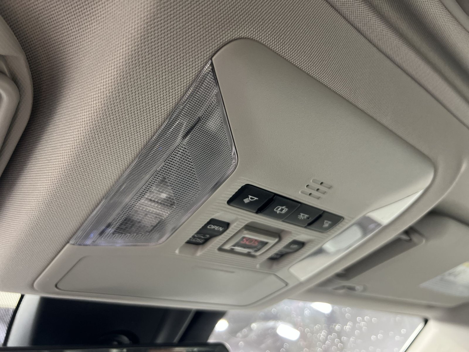 Used 2019 Toyota RAV4 Limited AWD/4WD image 35