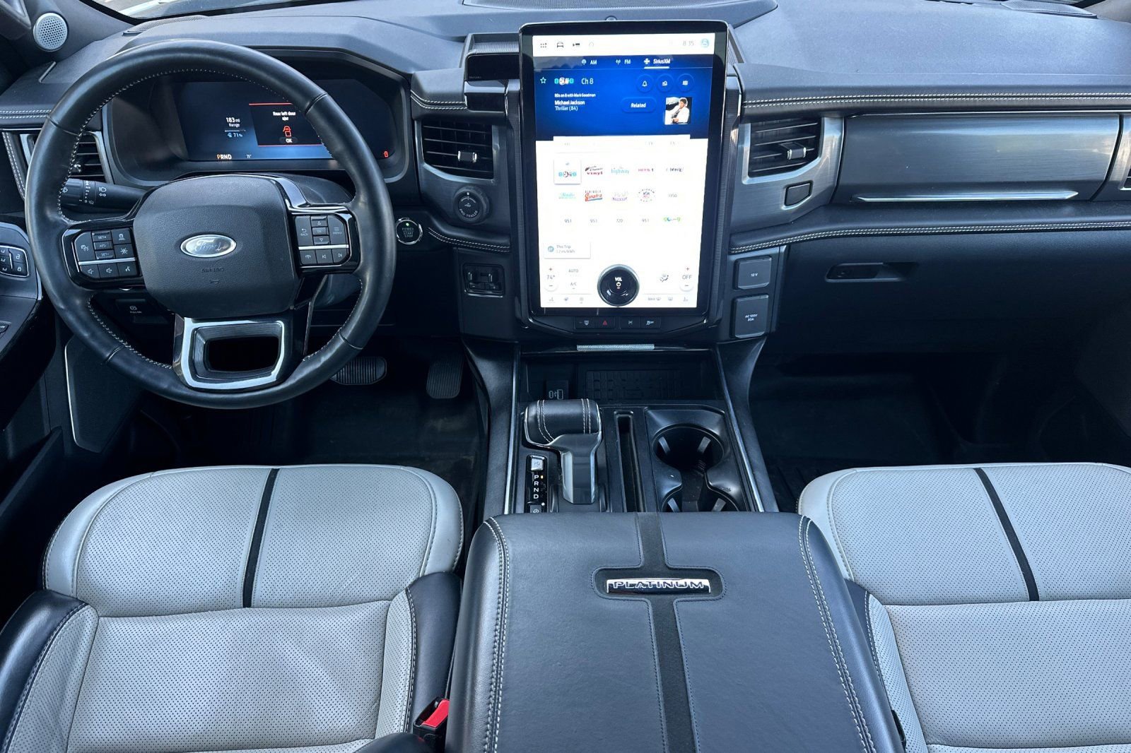 Used 2023 Ford F150 Lightning Platinum AWD/4WD image 9