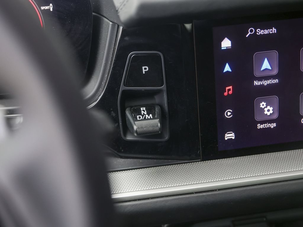 Certified 2025 Porsche Cayenne E-Hybrid AWD/4WD image 26