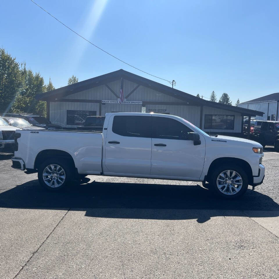 Used 2022 Chevrolet Silverado 1500 Custom w/ Safety Confidence Package image 6