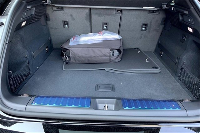 Used 2025 Porsche Macan Electric image 20