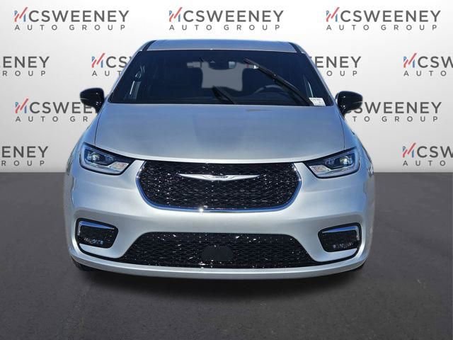New 2026 Chrysler Pacifica Select image 8