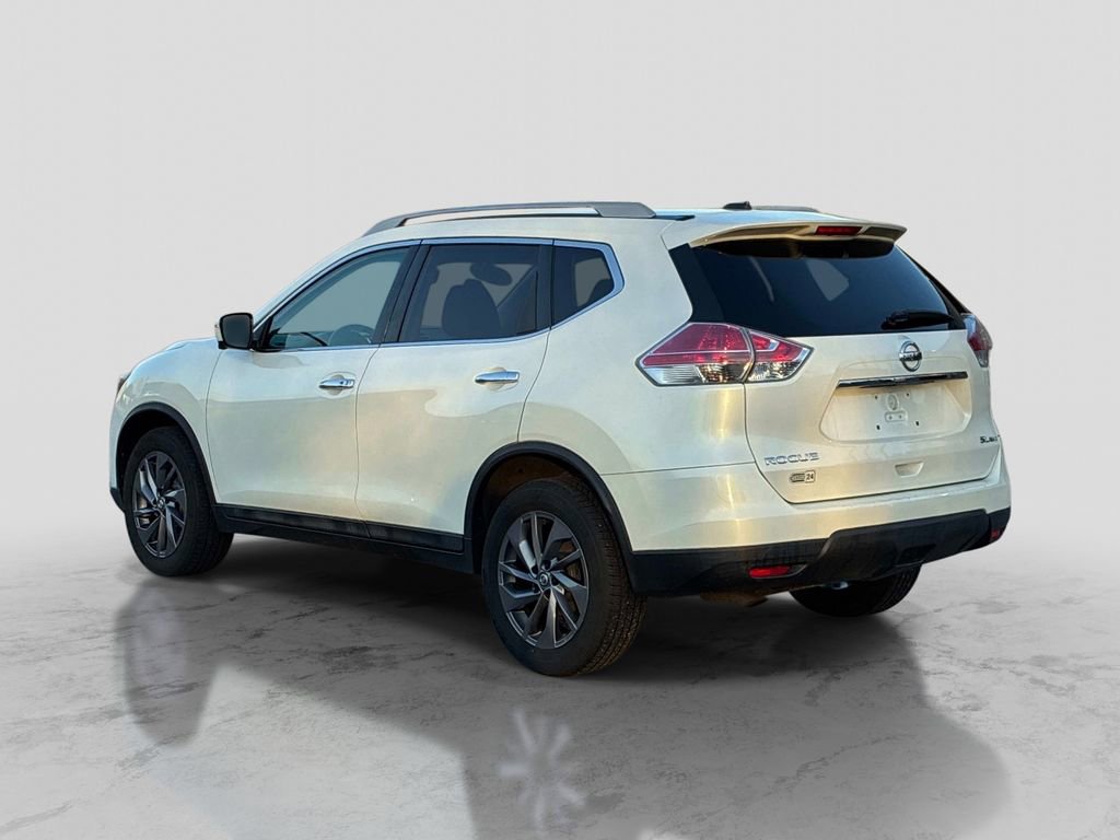 Used 2016 Nissan Rogue SL w/ SL Premium Package image 5