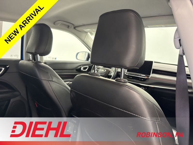 Used 2022 Jeep Compass Trailhawk w/ Trailhawk Convenience Group image 11