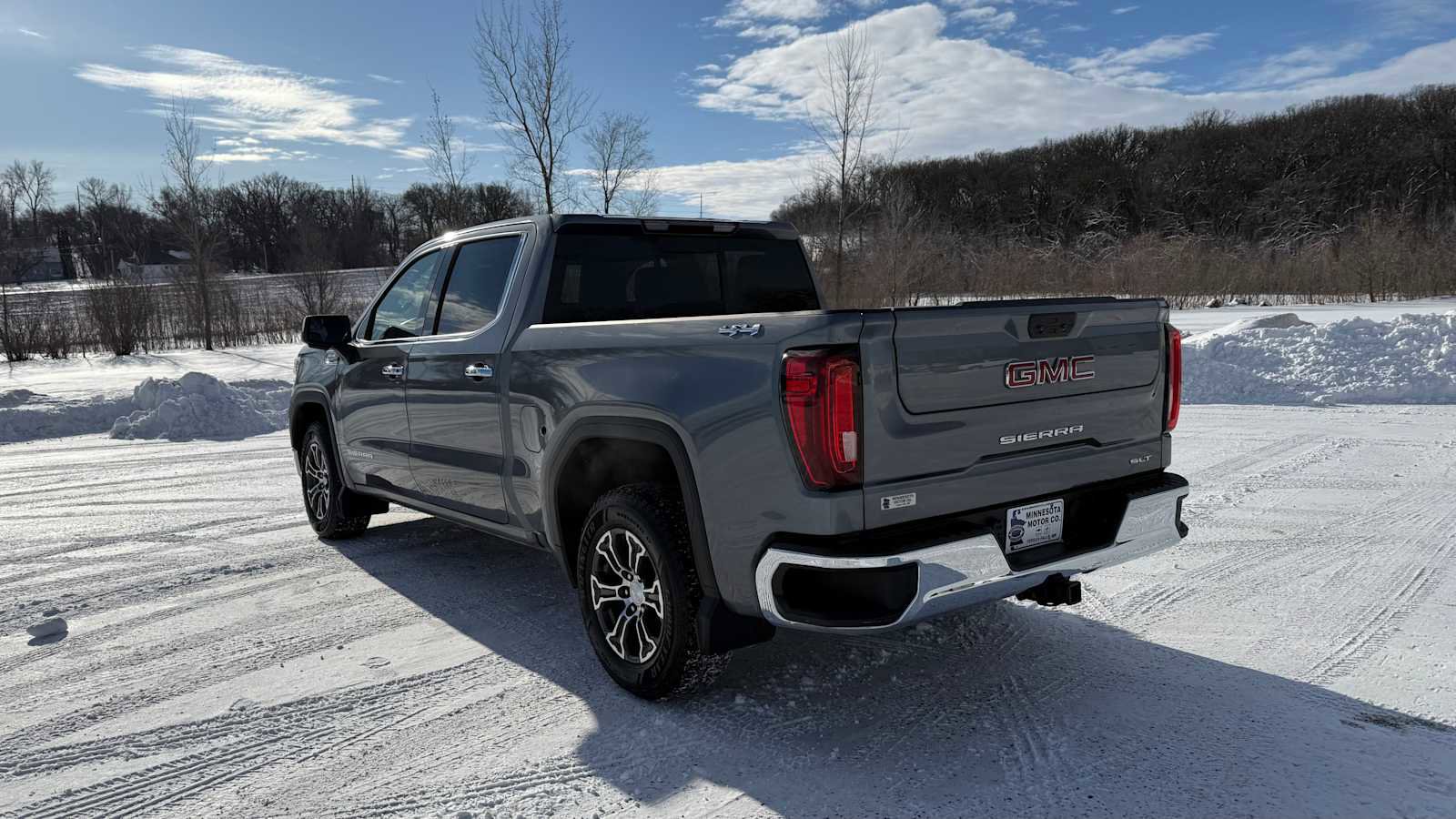 Used 2022 GMC Sierra 1500 SLT w/ SLT Convenience Package image 5