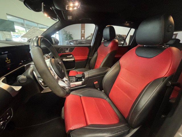 Used 2022 Mercedes-Benz GLB 35 AMG 4MATIC image 8