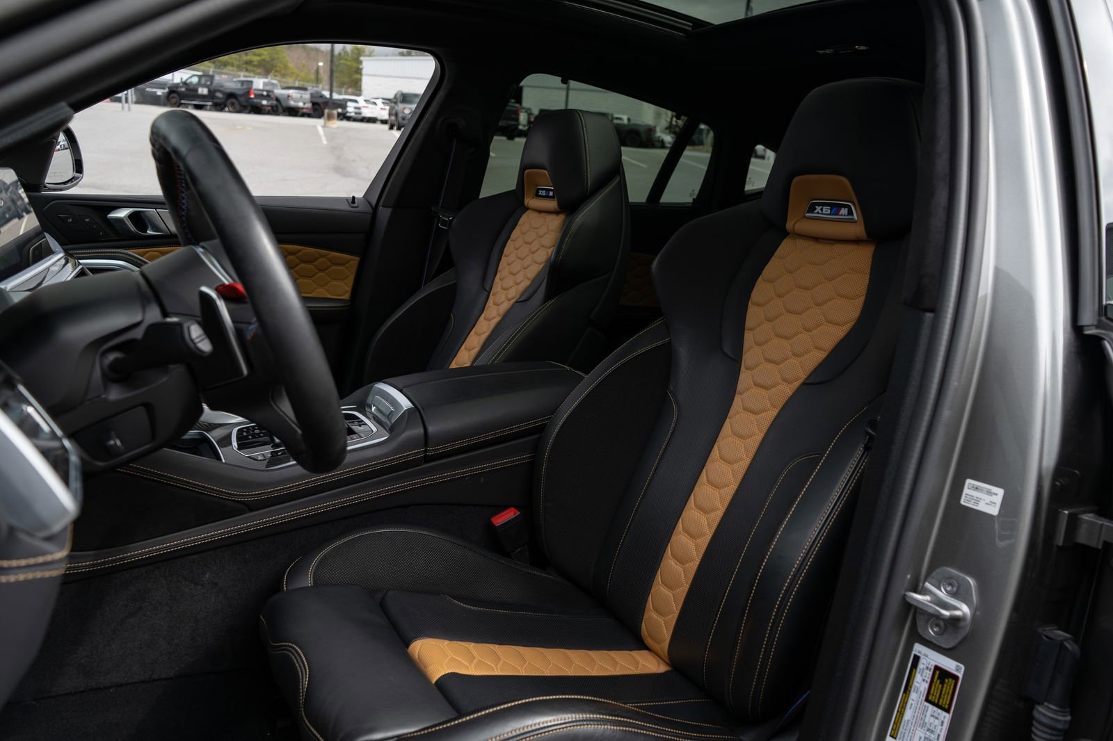 Used 2022 BMW X6 M w/ Competition Package image 29