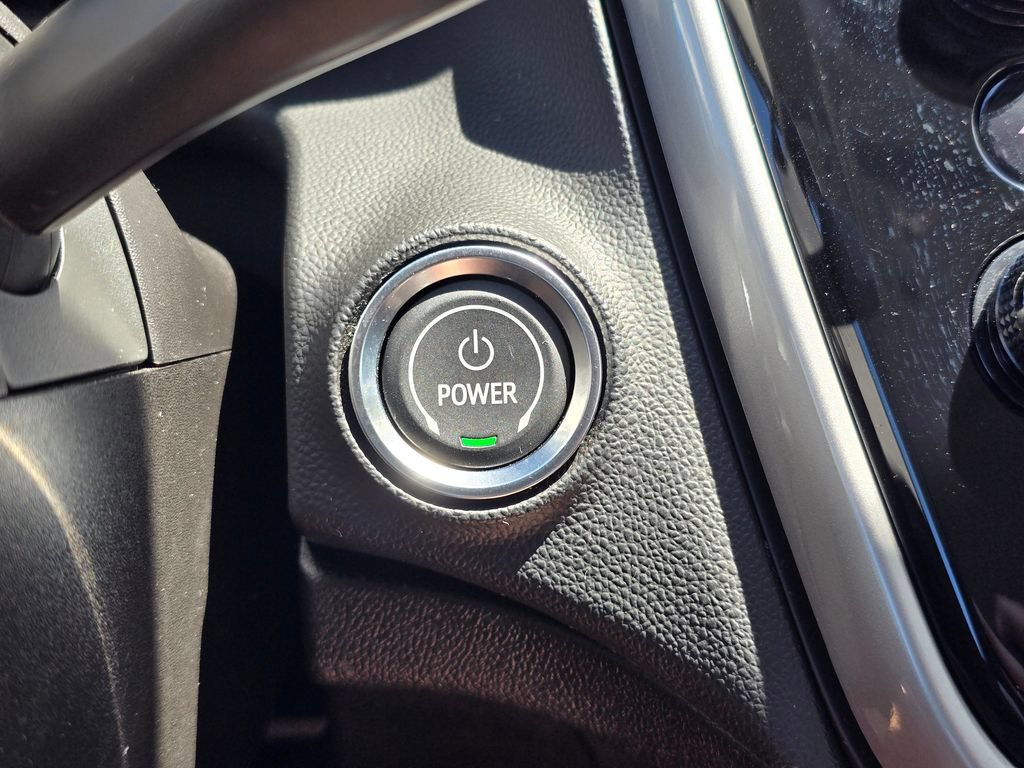 Used 2022 Chevrolet Bolt EUV LT w/ Comfort Package FWD image 33