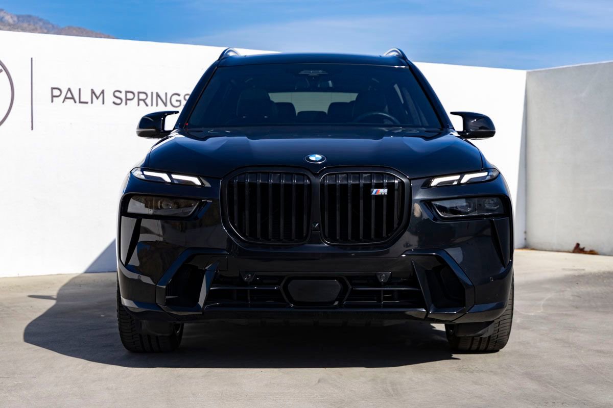 Used 2025 BMW X7 M60i AWD/4WD image 4