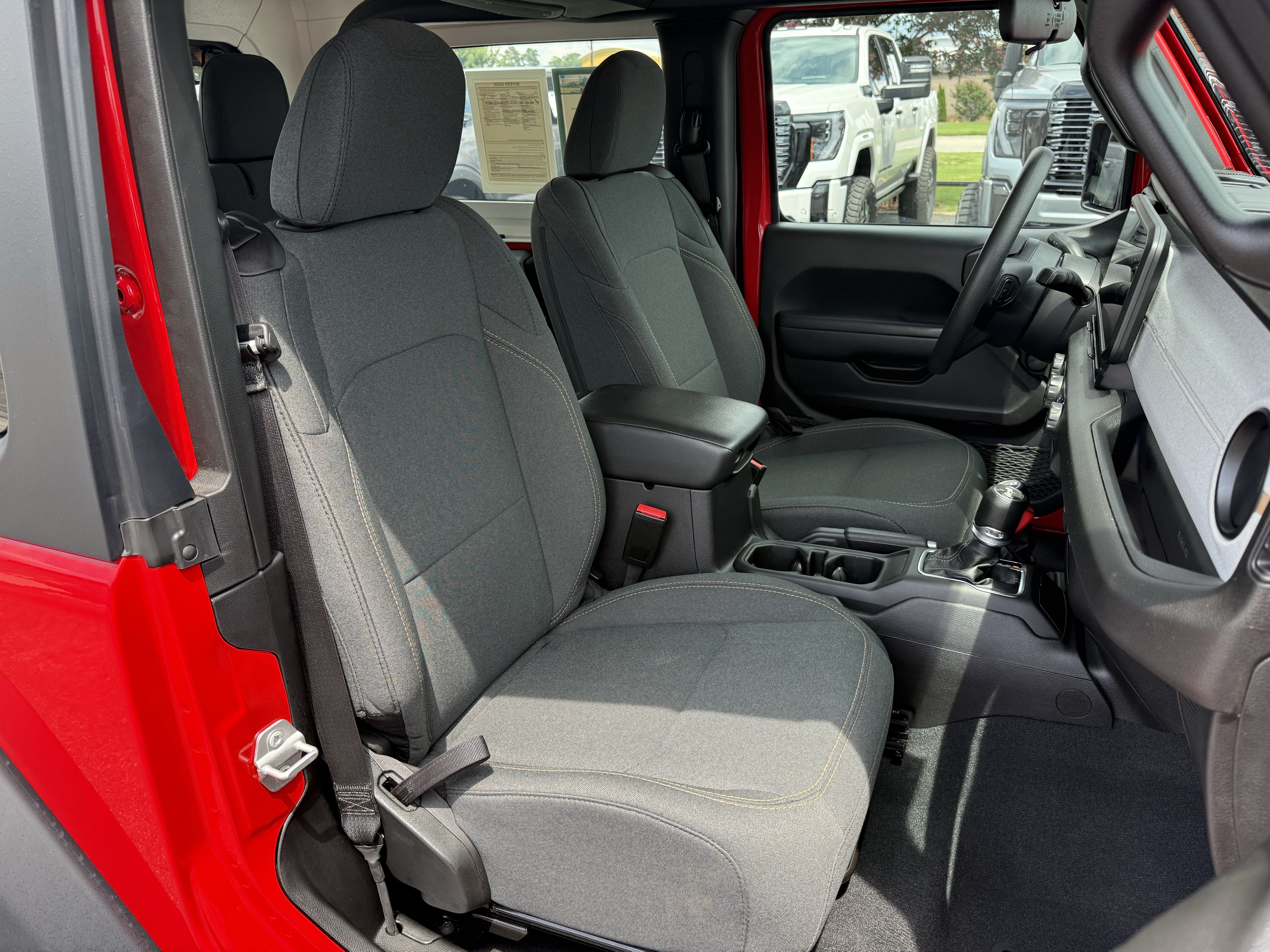 Used 2024 Jeep Wrangler Sport AWD/4WD image 31