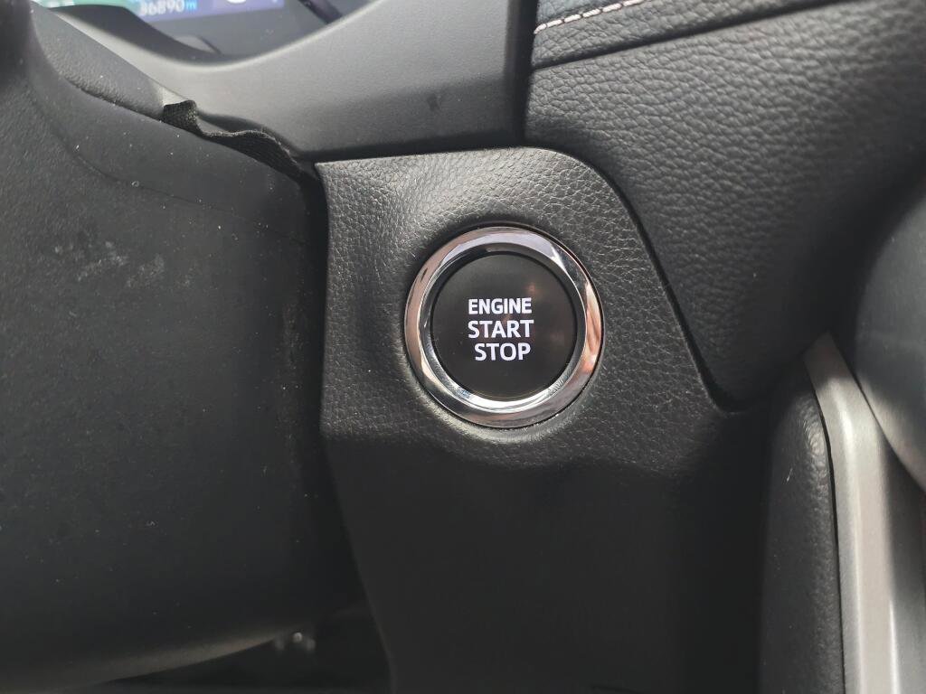 Certified 2024 Toyota RAV4 XLE AWD/4WD image 32