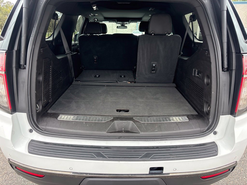 Used 2021 Chevrolet Suburban RST w/ Luxury Package AWD/4WD image 5