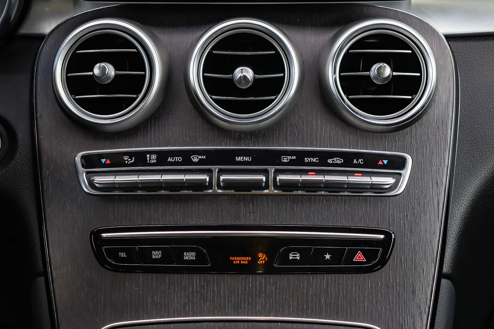 Used 2020 Mercedes-Benz GLC 300 image 18