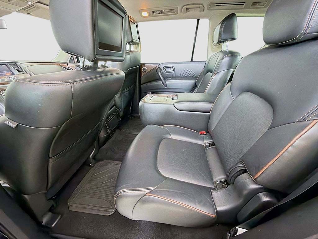 Used 2019 Nissan Armada Platinum w/ Captain's Chairs Package image 27