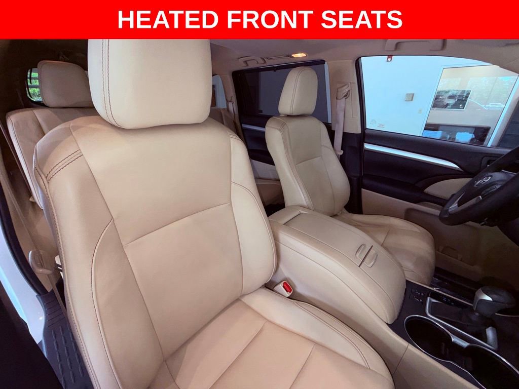 Used 2015 Toyota Highlander XLE FWD image 10