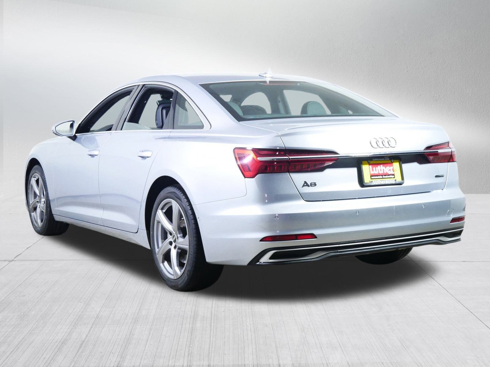 Used 2024 Audi A6 Premium Plus image 5