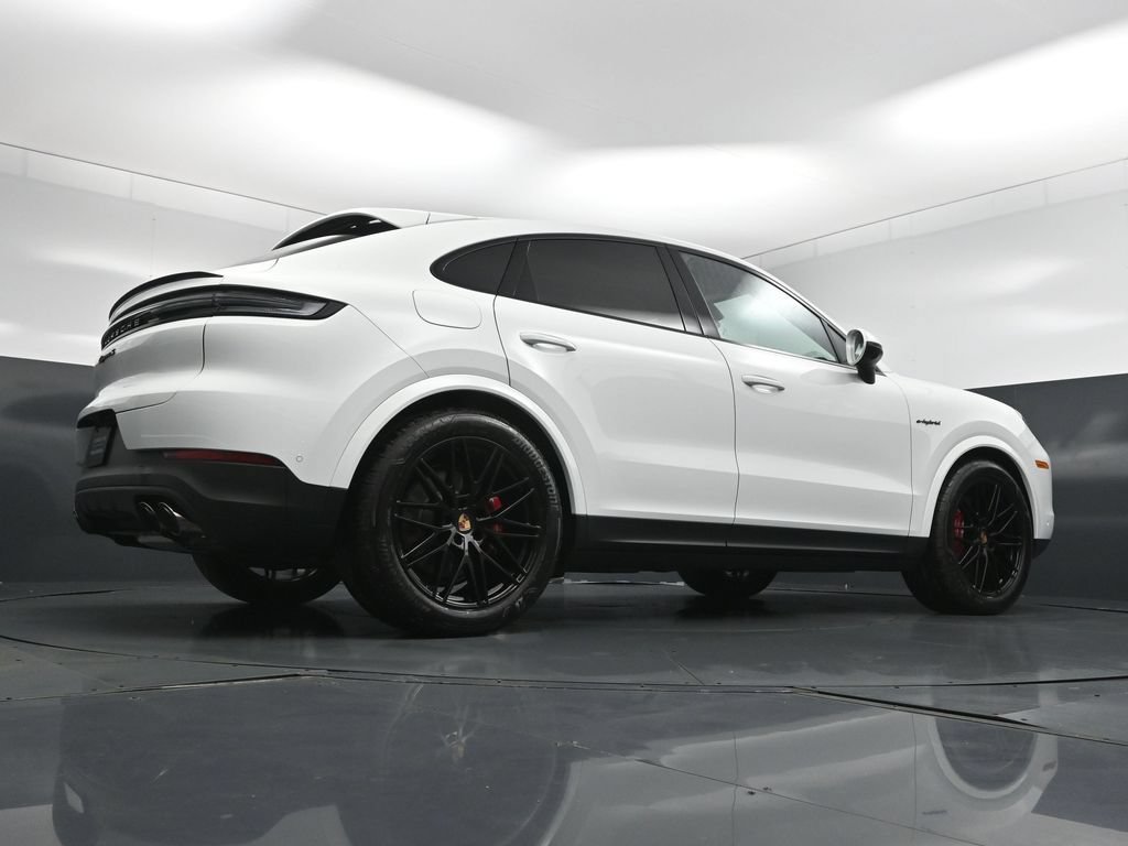 New 2026 Porsche Cayenne S AWD/4WD image 26