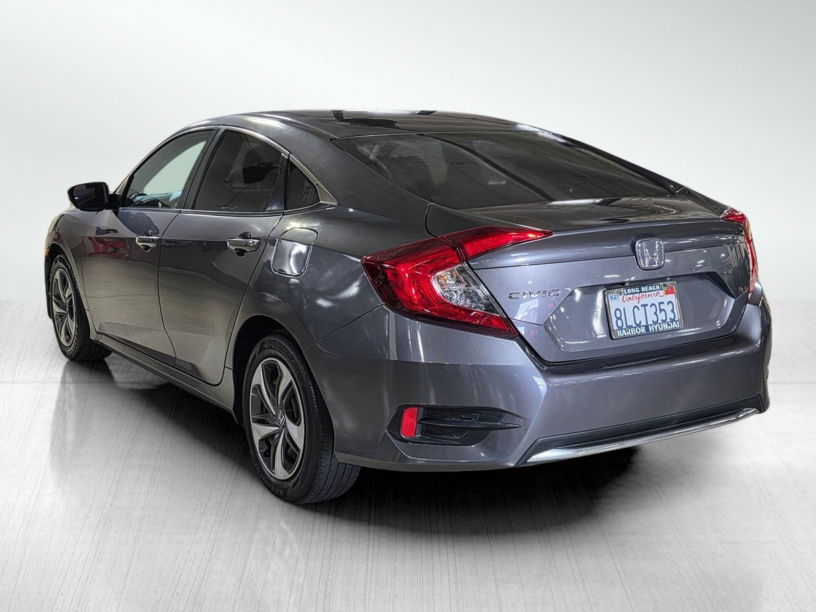 Used 2019 Honda Civic LX image 5