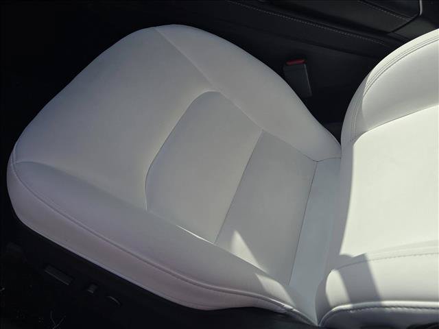 Used 2024 Tesla Model Y 2WD image 16