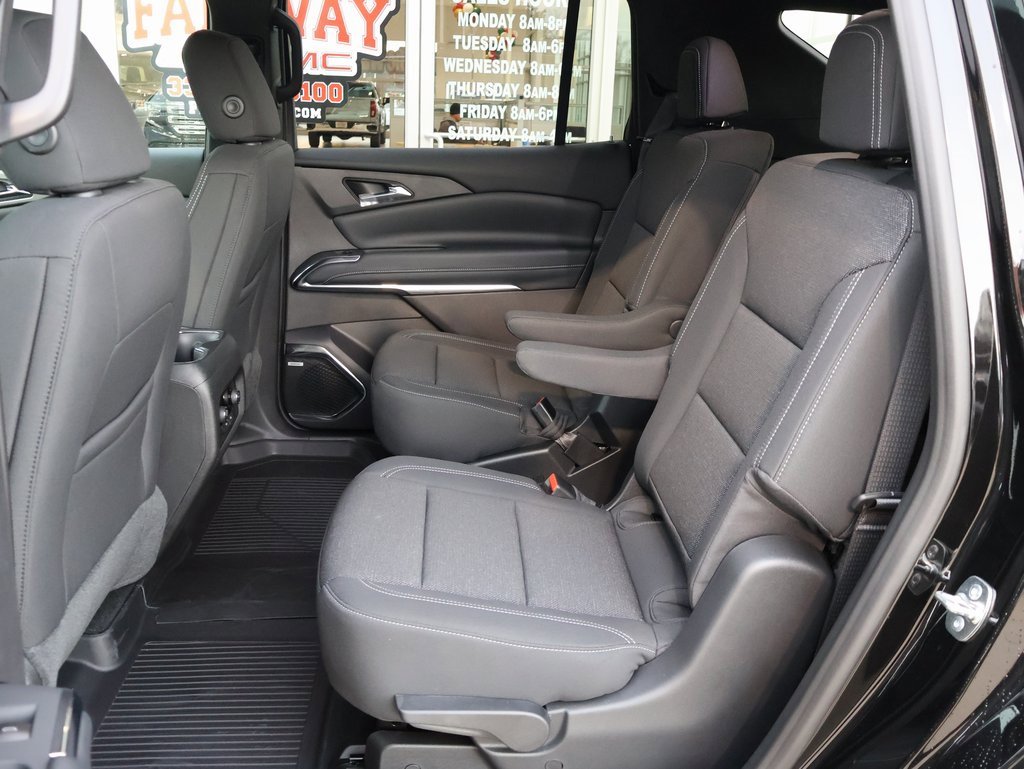New 2026 Chevrolet Traverse LT image 24