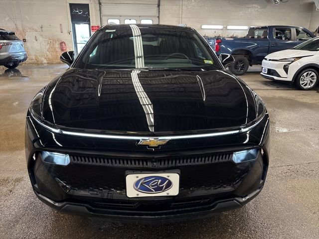 New 2026 Chevrolet Equinox EV LT FWD image 2