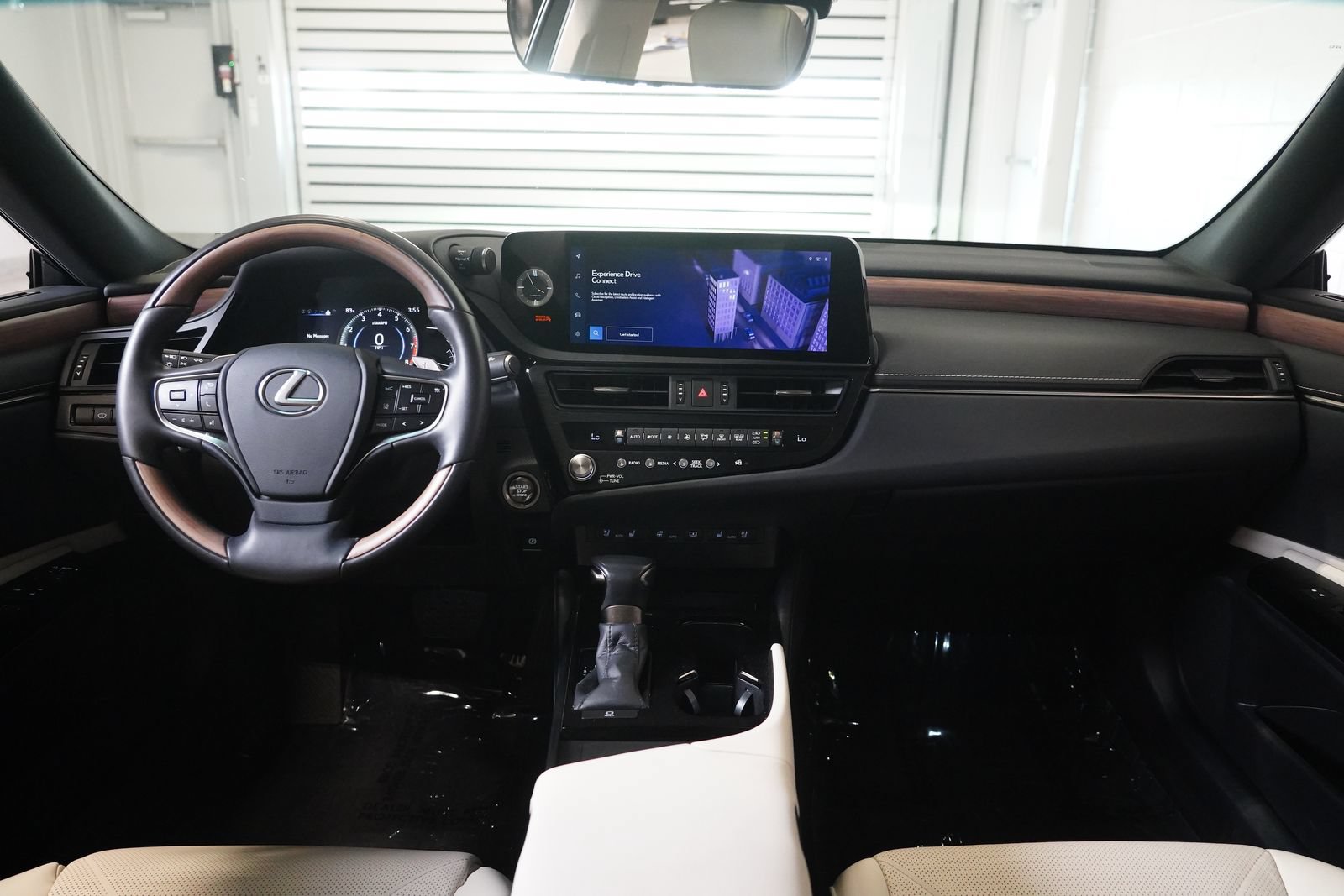 Used 2023 Lexus ES 350 Ultra Luxury w/ Accessory Package (Z2) FWD image 14