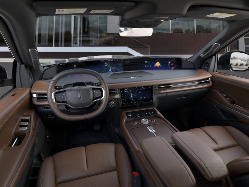 New 2025 Lincoln Navigator Reserve image 9