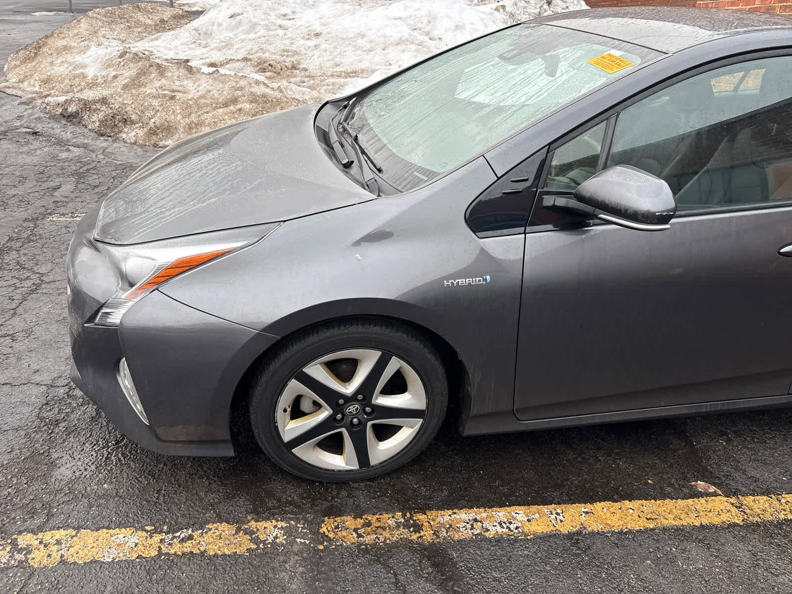 Used 2016 Toyota Prius Four Touring image 4