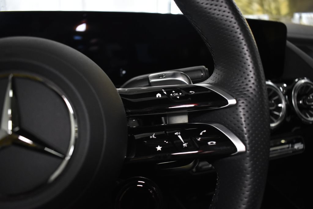 Certified 2024 Mercedes-Benz GLA 35 AMG 4MATIC image 22
