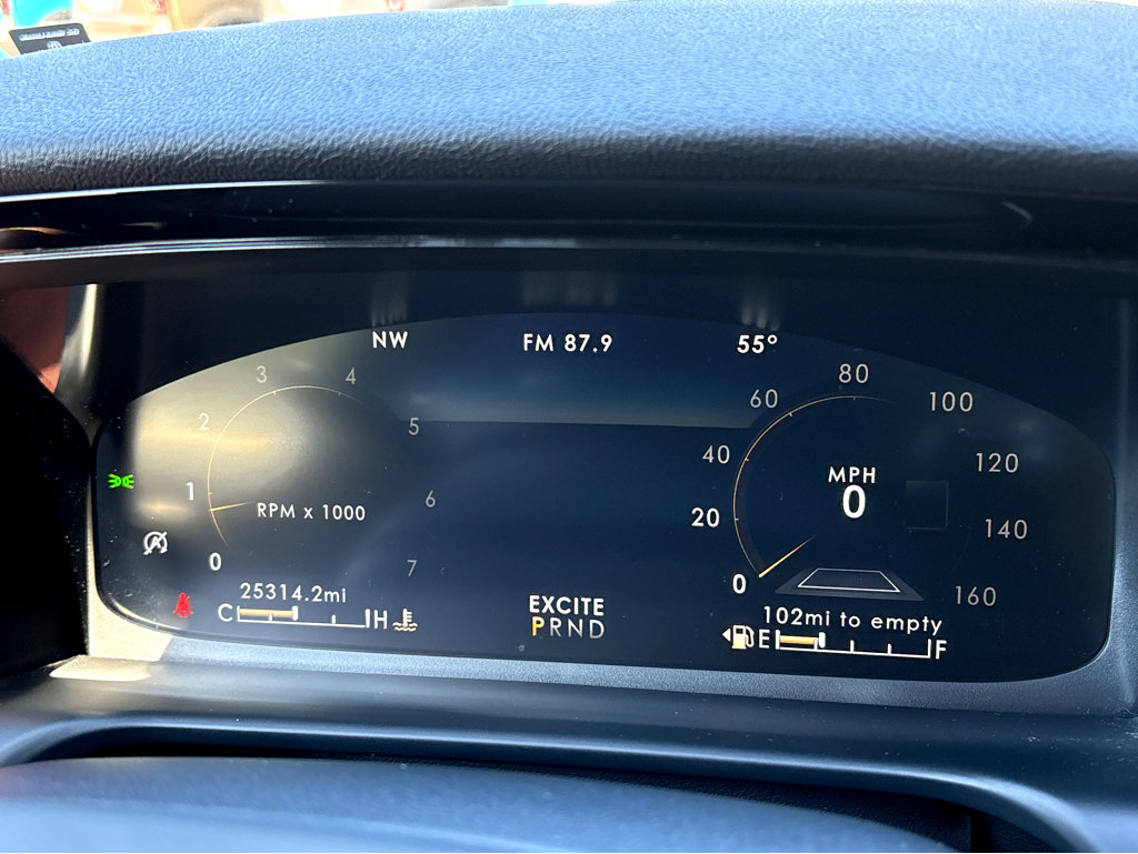 Used 2023 Lincoln Aviator Reserve w/ Equipment Group 201A image 5