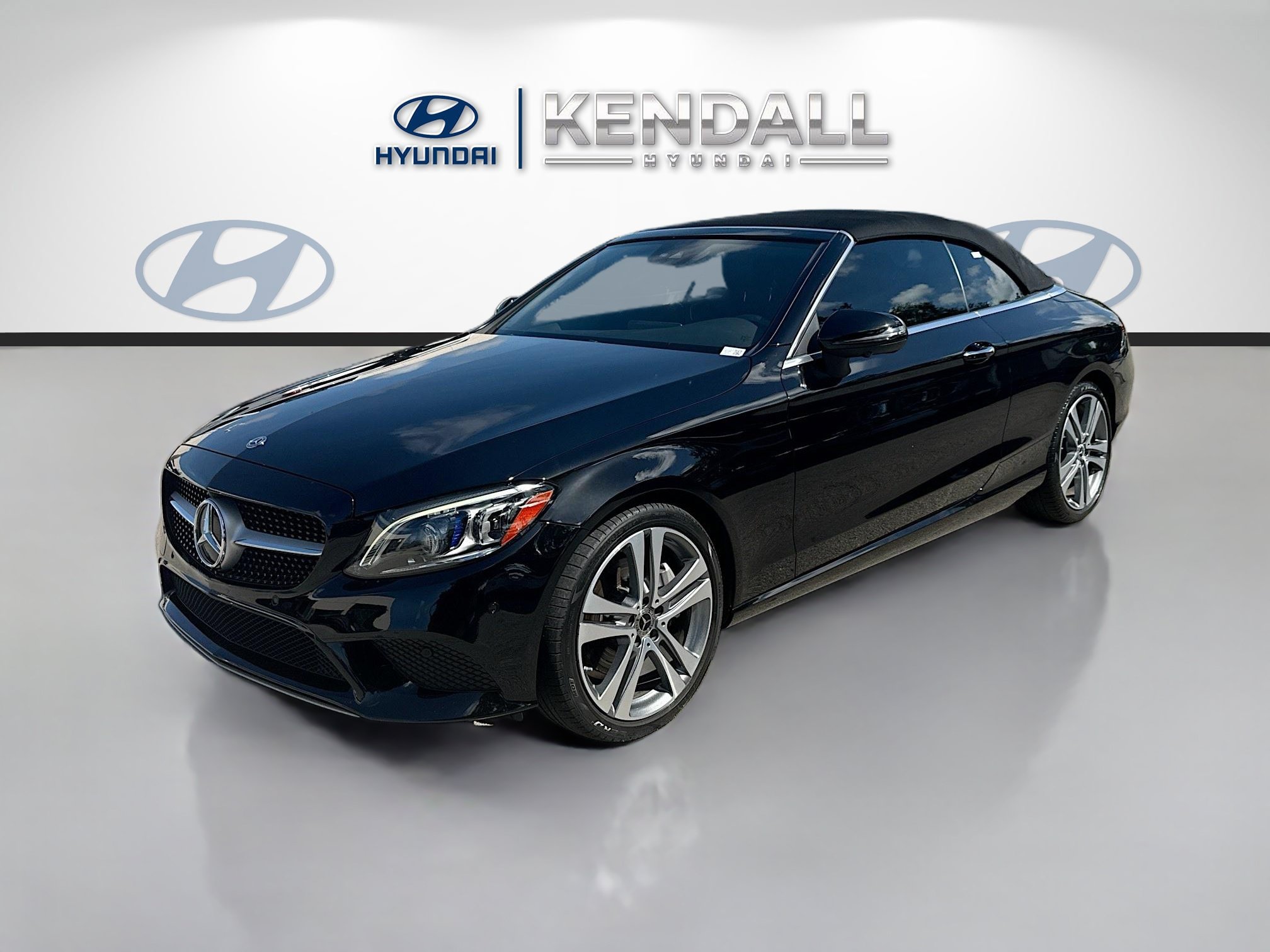 Used 2020 Mercedes-Benz C 300 Cabriolet image 3