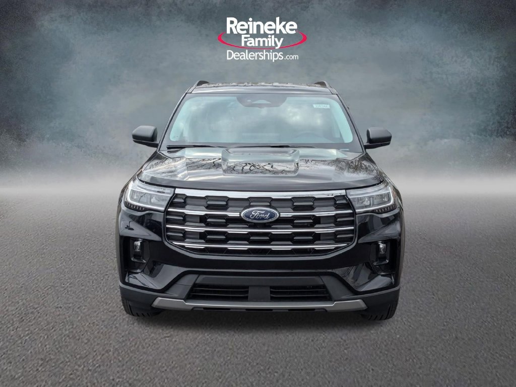 New 2026 Ford Explorer Active w/ Active Comfort Package AWD/4WD image 2