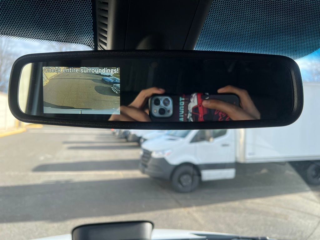 Used 2025 Mercedes-Benz Sprinter 2500 image 18