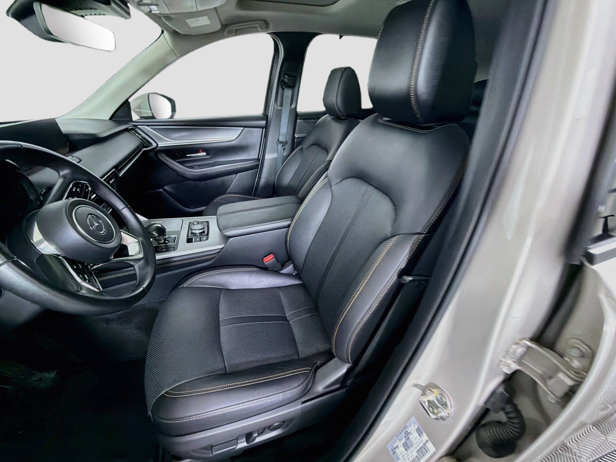 Used 2024 MAZDA CX-90 Plug-In Hybrid w/ Preferred AWD/4WD image 13