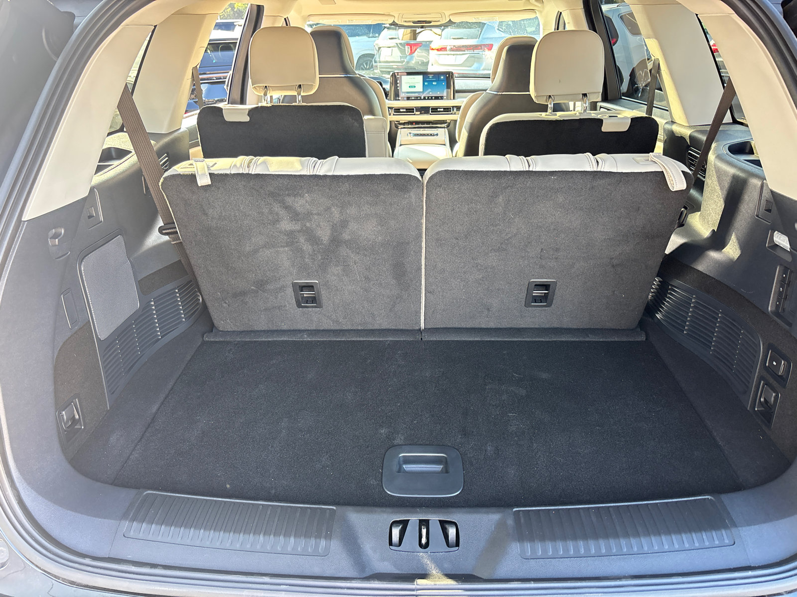 New 2026 Lincoln Aviator Reserve AWD/4WD image 9