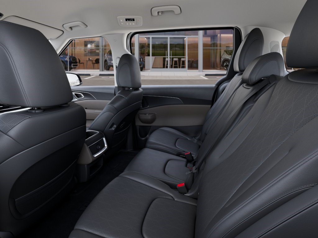 New 2027 Kia Carnival LXS FWD image 18