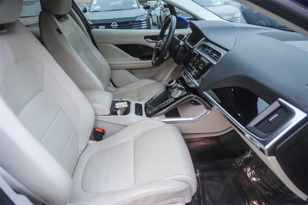 Used 2020 Jaguar I-PACE SE image 15