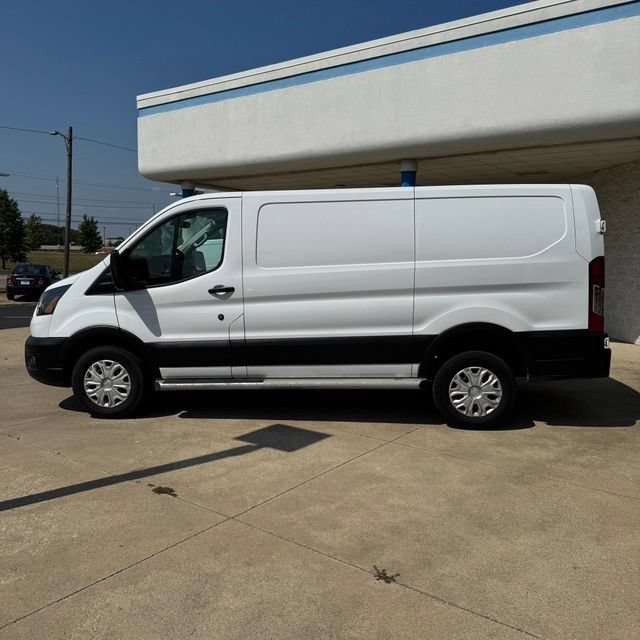 Used 2025 Ford Transit 250 Low Roof w/ Exterior Upgrade Package RWD image 2