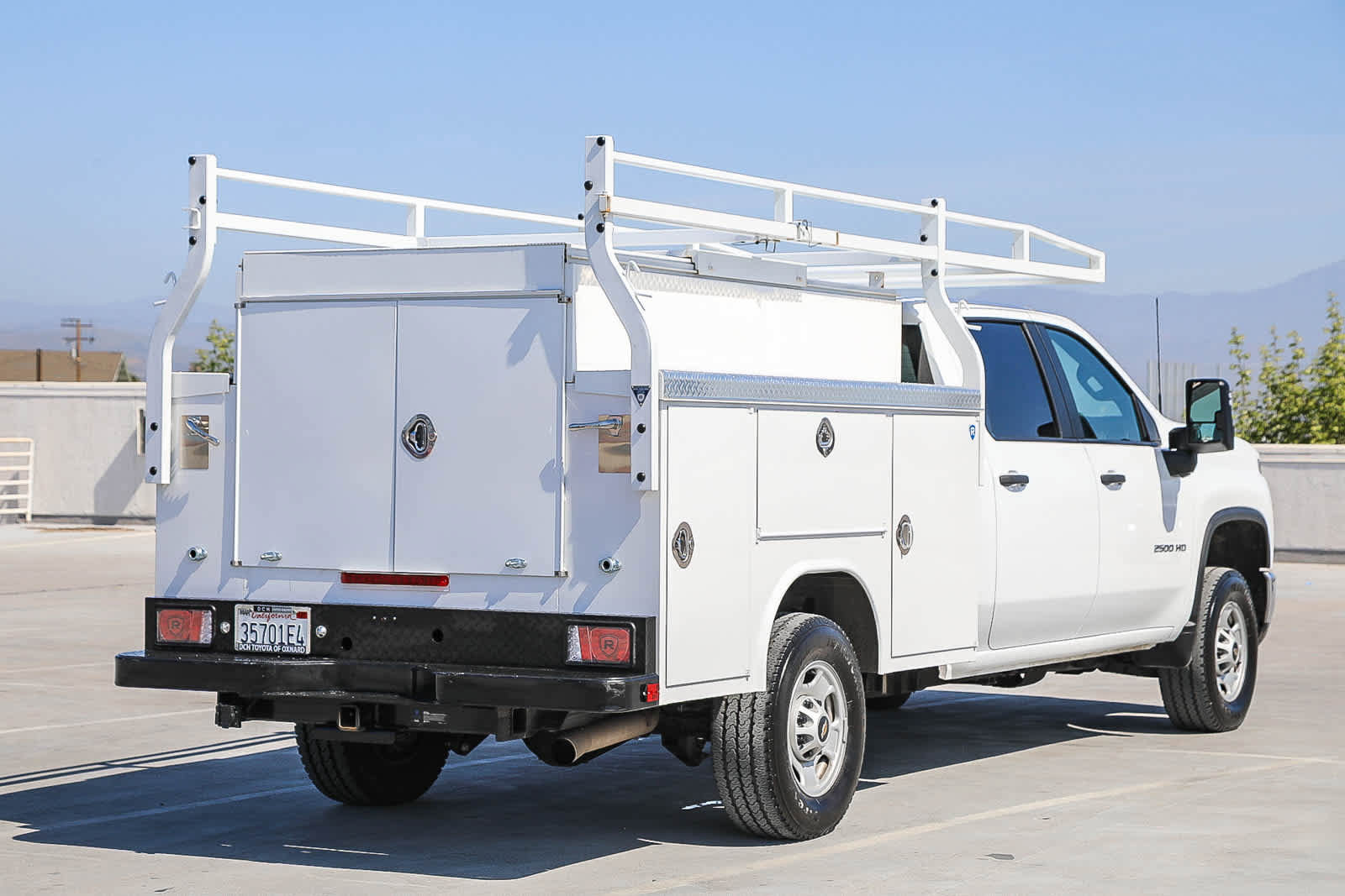 Used 2025 Chevrolet Silverado 2500 W/T w/ WT Convenience Package image 5