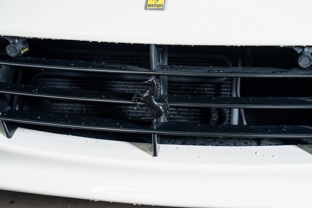 Used 2016 Ferrari California T image 18