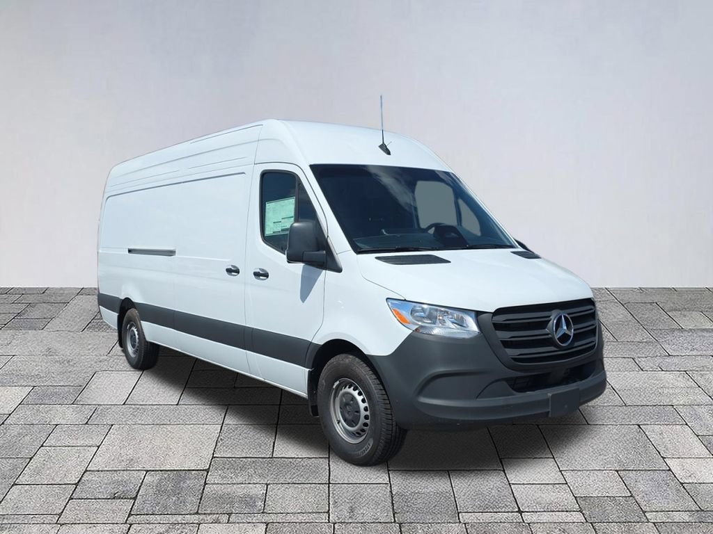 New 2026 Mercedes-Benz Sprinter 2500 video 1