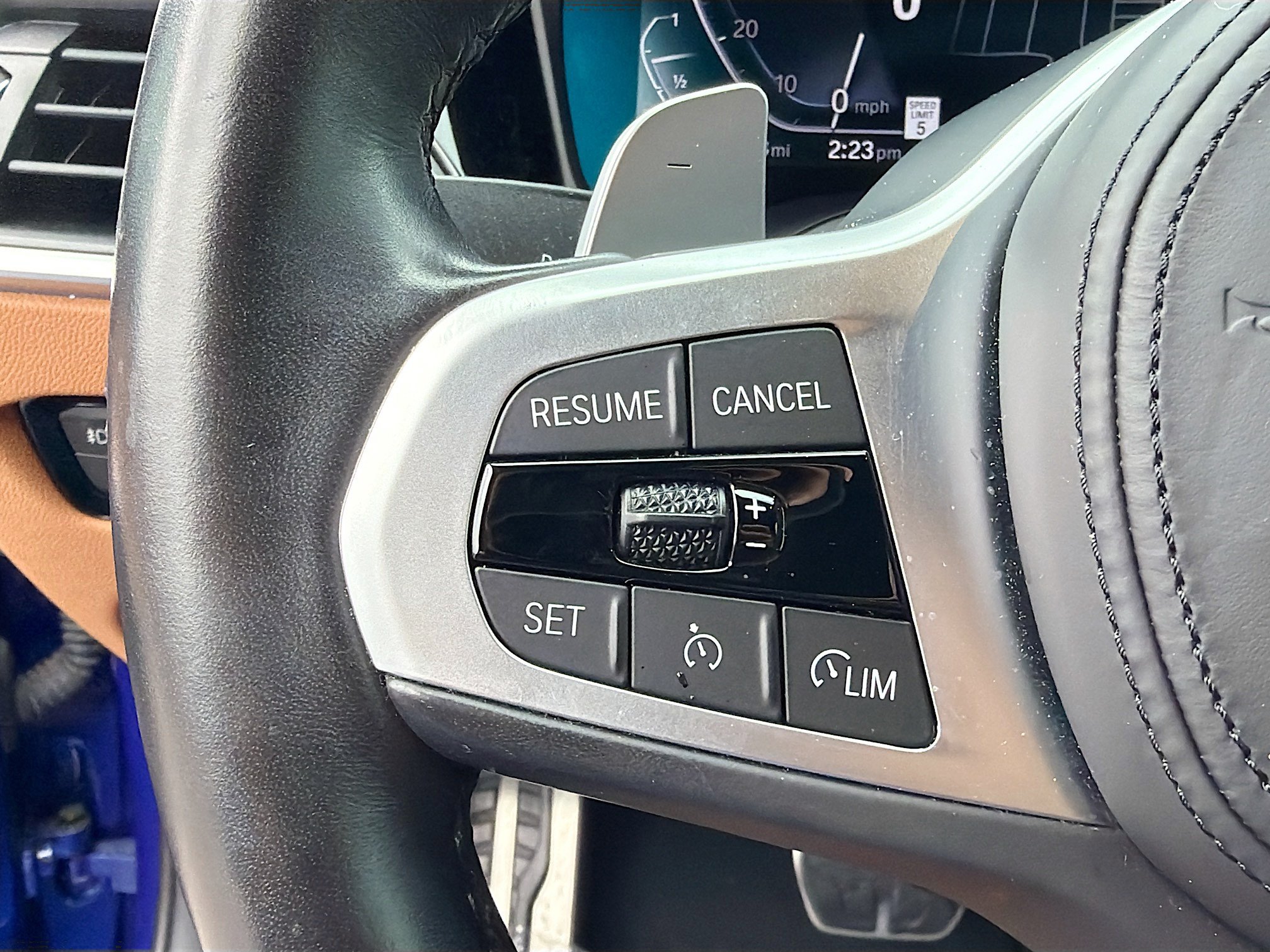 Used 2022 BMW 330e w/ M Sport Package RWD image 36